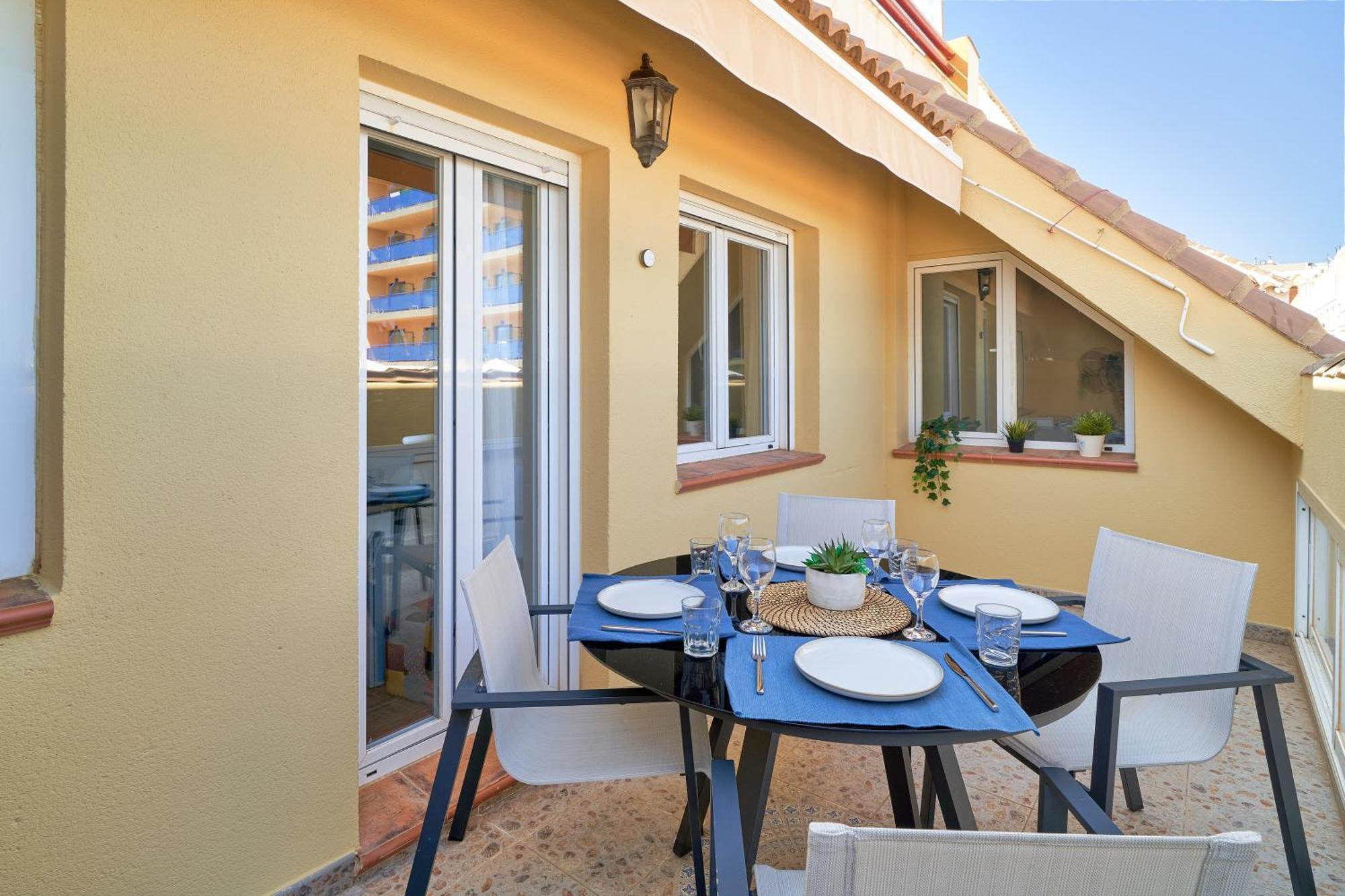 Perfect Beach Location With Roof Terrace Fuengirola Bagian luar foto